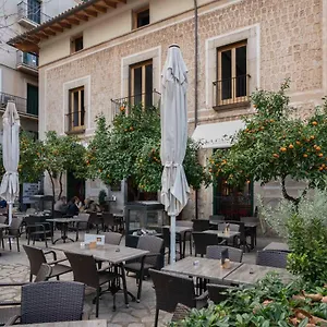 https://soller-plaza.balearic-islands.net